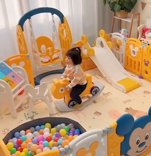 Parque Infantil Disney 7 em 1 Balanço Cesta Basquete Escorregador (GANHE 1 TAPETE DE BRINDE)